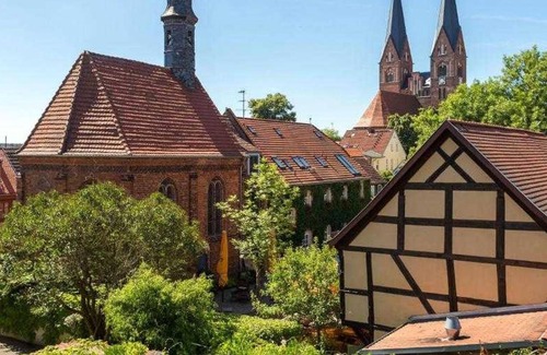 Neuruppin House | Apartment Hotel UP HUS IDYLL - 09 double rooms with extra bed