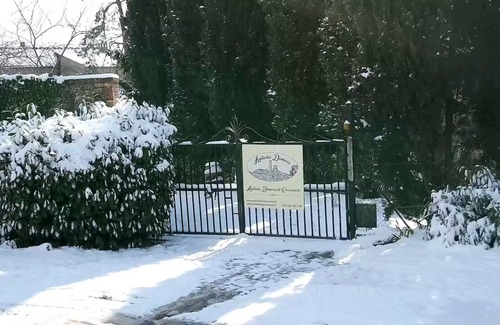 Vescovado Apartment | Apartment 'Il Caminetto - Antiche Dimore' with Shared Pool, Wi-Fi and Air Conditioning