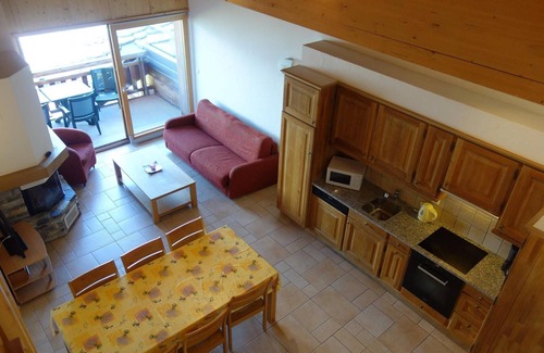 Veysonnaz Apartment | Apartment in a central location