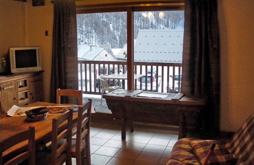 Villar-d'Arene Apartment | Apartment in a mountain chalet, Villar d'Arène, Pays de la Meije/col du Galibier