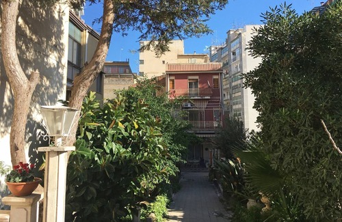 Monte Po-Nesima-San Leone-Rapisardi Apartment | Apartment in a small villa with garden in Catania