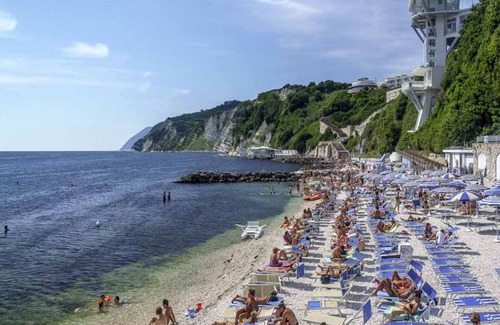 Ancona Apartment | Apartment in Ancona near Passetto Beach