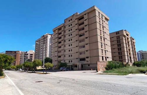 Margarita Island Apartment | Apartment in Costa Azul, close to La Vela