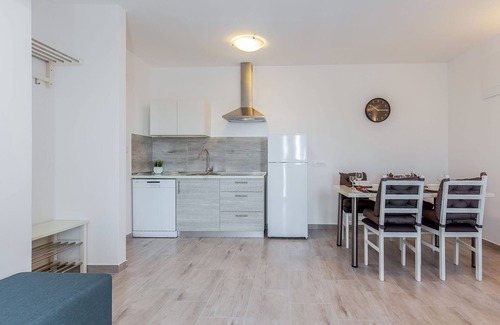 Dramalj Villa | Apartment in Dramalj near Beach & Pool