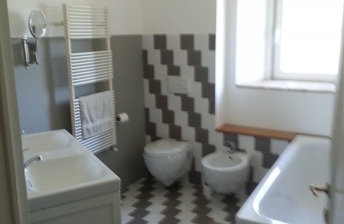 Twist House | Apartment in colonica located in Tuscany among olive trees.