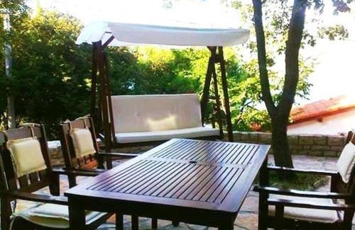 Donji Karin Apartment | Apartment in Karin Gornji with sea view, balcony, air conditioning, Wi-Fi (4207-2)