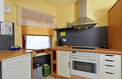 Bad Pyrmont Apartment | Apartment in Löwensen with terrace