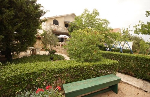 Murter Apartment | Apartment in Murter with Terrace, Air condition, WIFI, Washing machine (125-4)