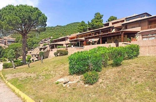 Cugnana Verde Apartment | Apartment in Olbia with Private Terrace
