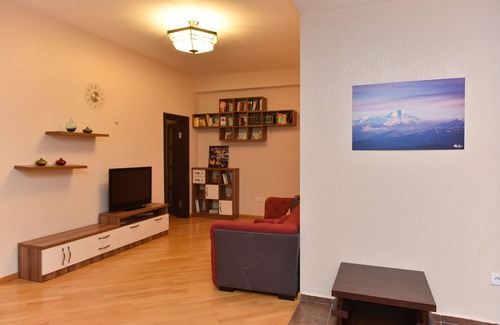 Sololaki Apartment | Apartment in old Tbilisi