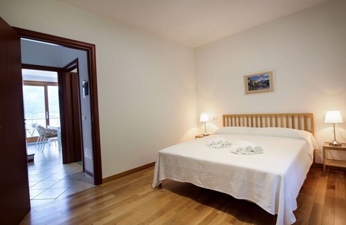 Varenna Apartment | Apartment in Perledo with 2 bedrooms sleeps 4