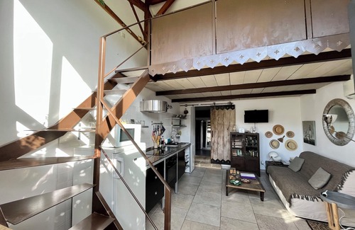 Grans Other | Apartment in Provençal farmhouse with swimming pool