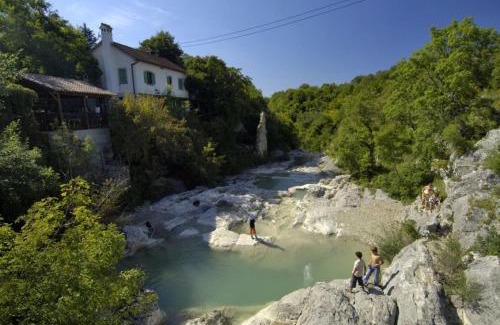 Grabri Apartment | Apartment in Roč with balcony, air conditioning, WiFi, washing machine (4909-1)