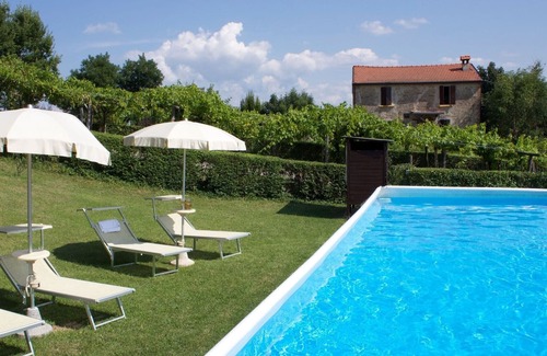 Casalfiumanese Apartment | Apartment in Sassoleone with Pool, Balcony & Garden