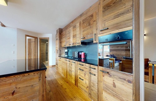Nendaz Apartment | Apartment in Ski In Ski Out location