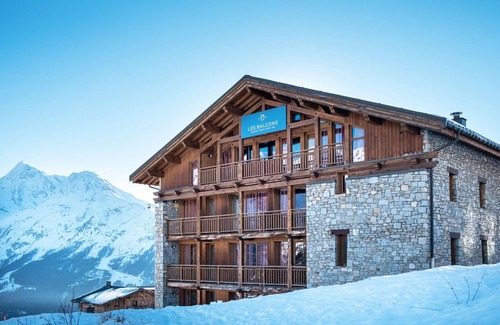 Montvalezan Apartment | Apartment in ski resort San Bernardo