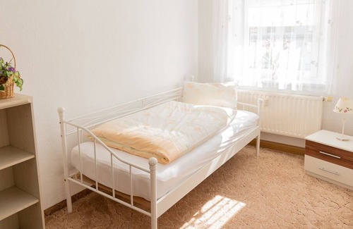 Loebau Apartment | Apartment in the city of Löbau and Messenah