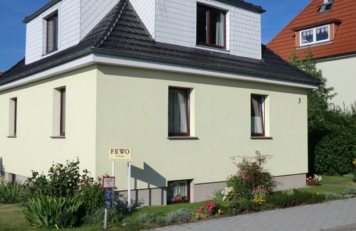 Sassnitz Apartment | Apartment in the EF-house - sea view old city border - 5 min to the port or National park