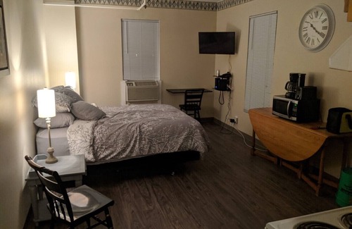 City Center Apartment | Apartment in The Historical Stahl House Building.