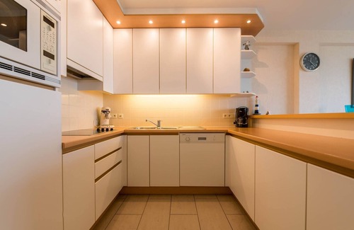 Koksijde-Bad Apartment | Apartment in Zeedijk with Sea View
