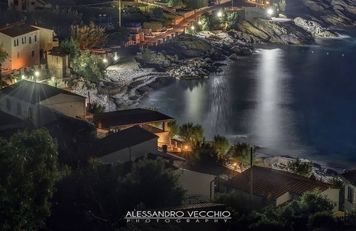 Chiessi Apartment | Apartment about 14 km from Marina di Campo and 13 from Marciana