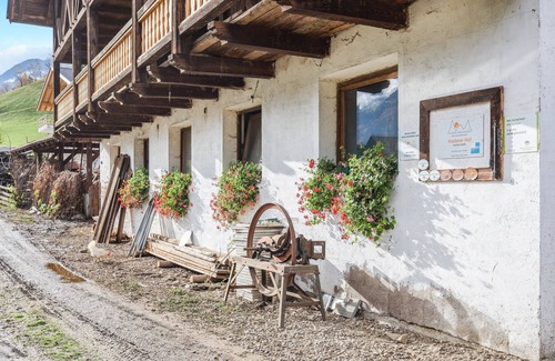 San Martino in Passiria Apartment | Apartment "Kelderer Hof - Jaufen" with Mountain View, Balcony, Garden & Wi-Fi