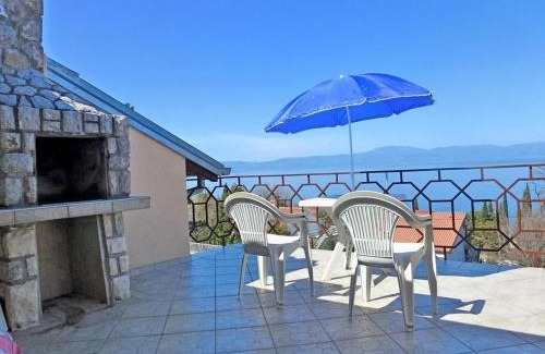 Njivice Apartment | Apartment Ivona