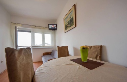 Ribarica Apartment | Apartment J&N in Karlobag - 5 persons, 2 bedrooms