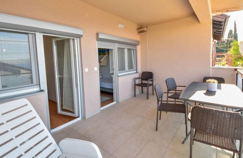 Ribarica Apartment | Apartment J&N in Karlobag - 5 persons, 2 bedrooms