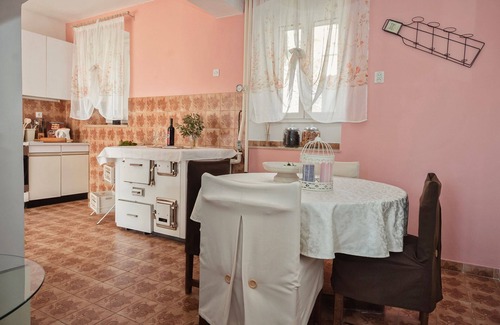 Novo Selo Apartment | Apartment Jasna - cozy apartment in a peaceful area A2(4) - Selca, Island Brac, Croatia