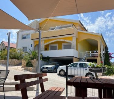 Okrug Donji Apartment | apartment Julija