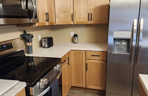 Carterville Apartment | Apartment just 15 minutes drive to Southern Illinois University