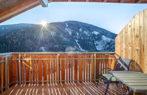 Luson Apartment | Apartment 'Kreuzplonhof Apt Dorfblick' with Mountain View and private infrared cabin