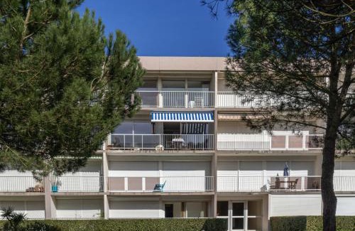 Saint-Brevin-les-Pins Apartment | Apartment L'Ermitage-1 by Interhome