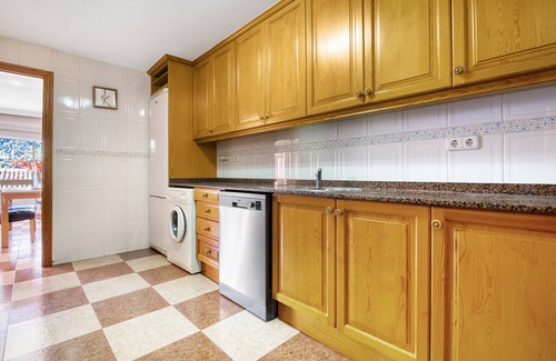 Orba Apartment | Apartment 'La Bodegueta' with Private Terrace, Wi-Fi and Air Conditioning