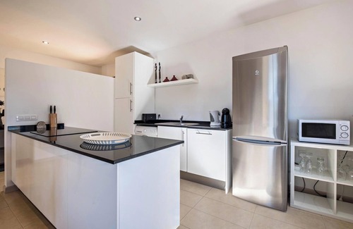 Adeje Apartment | Apartment “La Casita” with Sea View, Pool, Wi-Fi, Terrace & Balcony