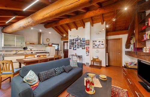 Pont-Saint-Martin Apartment | Apartment 'La Mansarda Del Viaggiatore' with Mountain View, Private Terrace and Wi-Fi