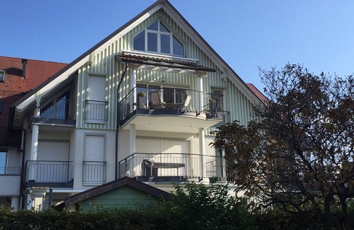 Nonnenhorn Apartment | Apartment lake view-exclusive apartment in first row with balcony and lake view