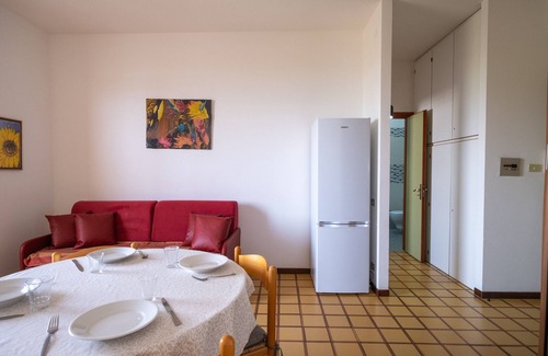 Rivabella Apartment | Apartment 'Le Dune Vista Mare' with Sea View, Balcony and Air Conditioning