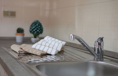 Balestrate Apartment | Apartment 'Le Magnolie 15 - 2° Piano' with Sea View, Wi-Fi and Air Conditioning