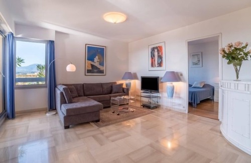 Nice Apartment | Apartment Le Plein Ciel in Nice - 5 persons, 1 bedrooms