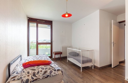Bonneveine Apartment | Apartment 'Le Ponant Proche Mer' with Mountain View, Private Terrace and Balcony