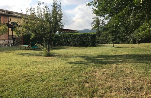 Deiva Marina Apartment | Apartment 'Leccino' with Mountain View, Wi-Fi and Air Conditioning