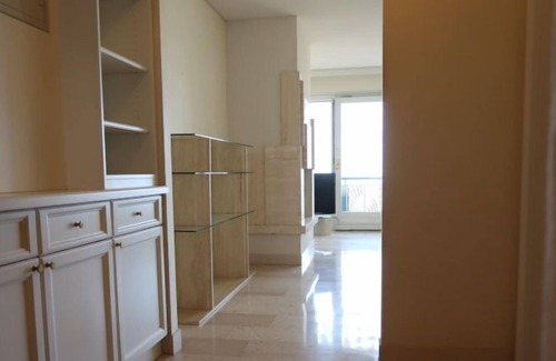 Villeneuve Apartment | Apartment Les Marines in Villeneuve - 4 persons, 2 bedrooms