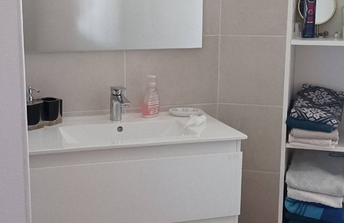 Crocq Apartment | Apartment located in a small tourist village shops essential