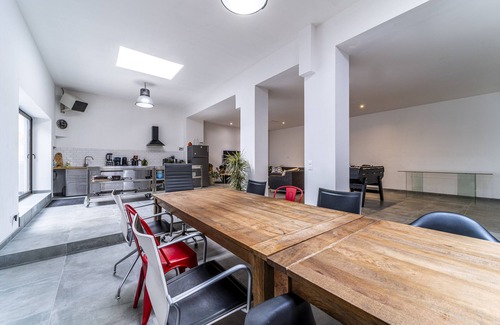 Dunkerque Centre Apartment | Apartment 'Loft' with Private Terrace and Wi-Fi