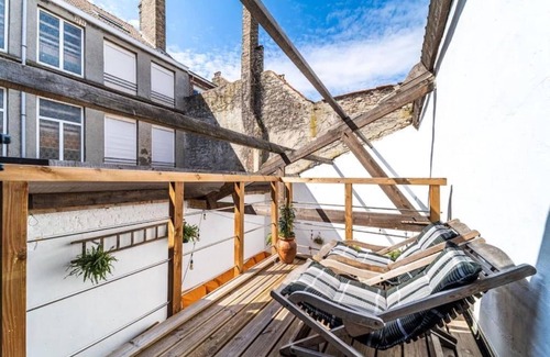 Dunkerque Centre Apartment | Apartment 'Loft' with Private Terrace and Wi-Fi