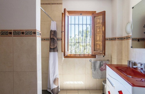 Salobrena Apartment | Apartment "Luna" with Shared Pool, Wi-Fi, Air Conditioning, Terrace & Garden