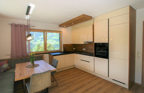 Holdernach Apartment | Apartment Mäuerl by Interhome