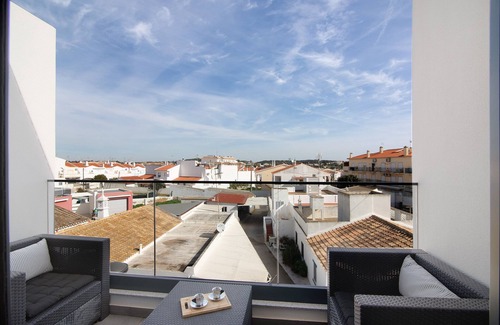 Altura Apartment | Apartment 'M and M Beach House' with Balcony
